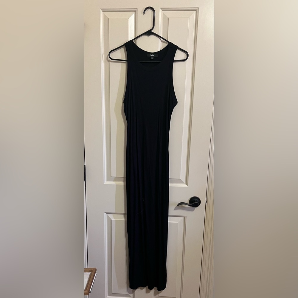 Lulu’s black midi